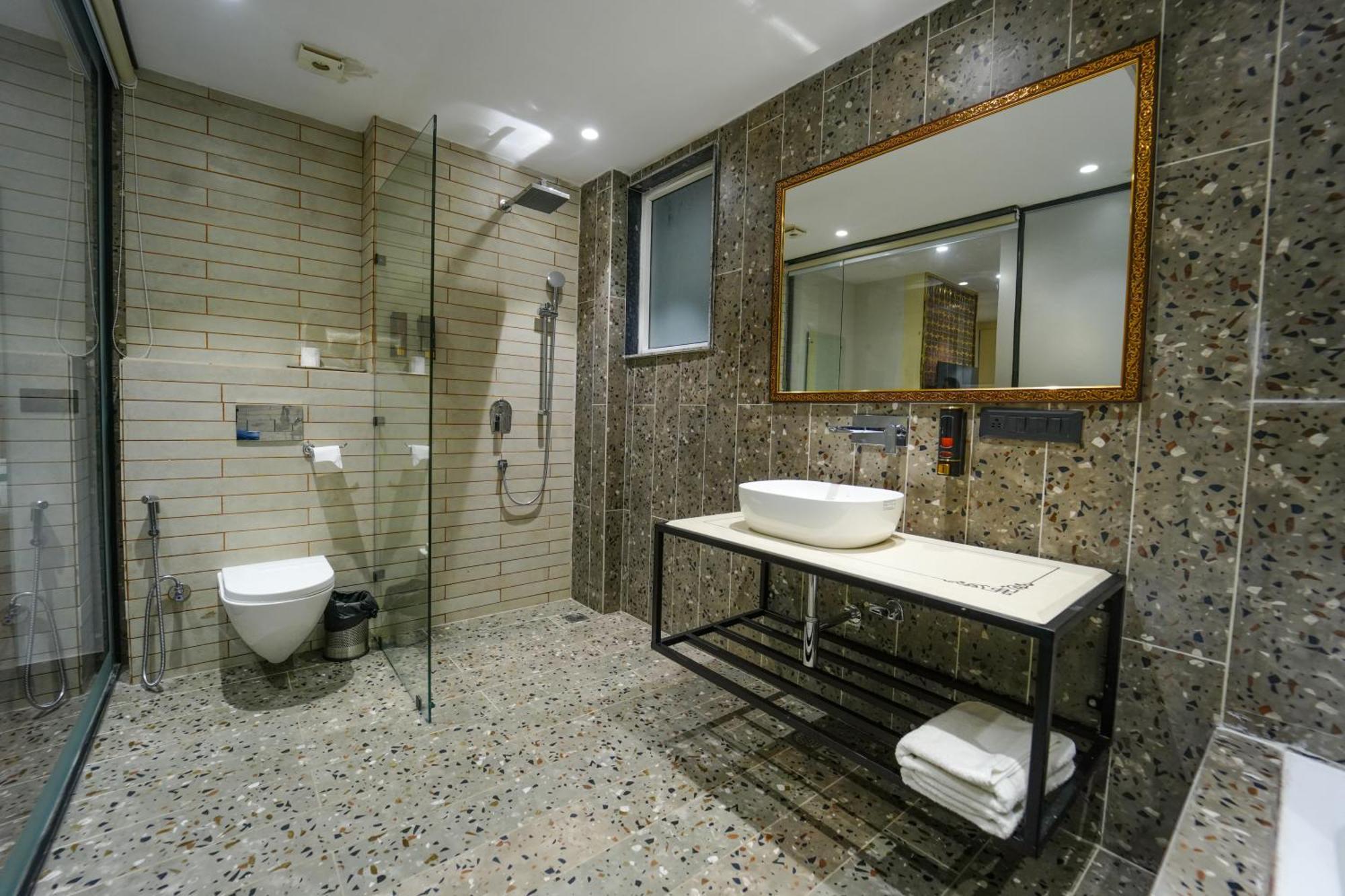 Clay Inn Hotels, Paschim Vihar Delhi  Exterior foto